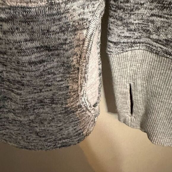 Athleta oversized gray pullover batwing hoodie size XS - Picture 6 of 8
